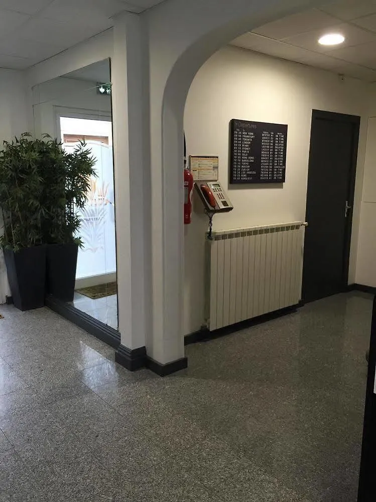 Hotel Moderne Maisons-Alfort